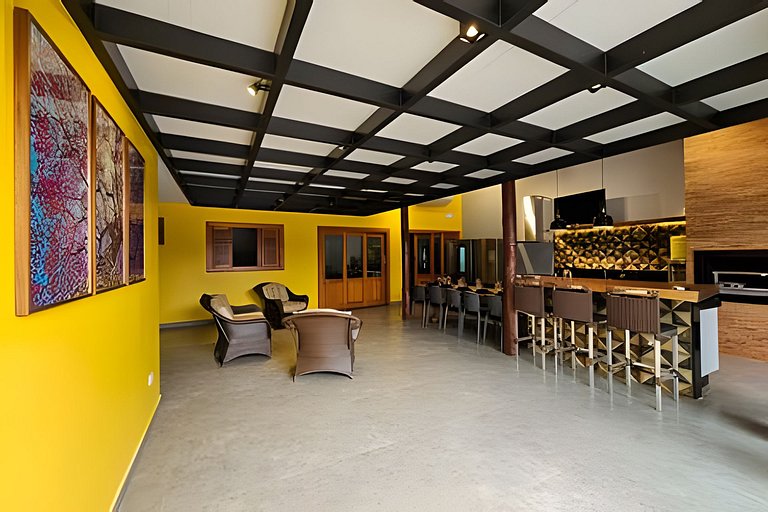 Recanto Sabiá, Área gourmet climatizada, piscina