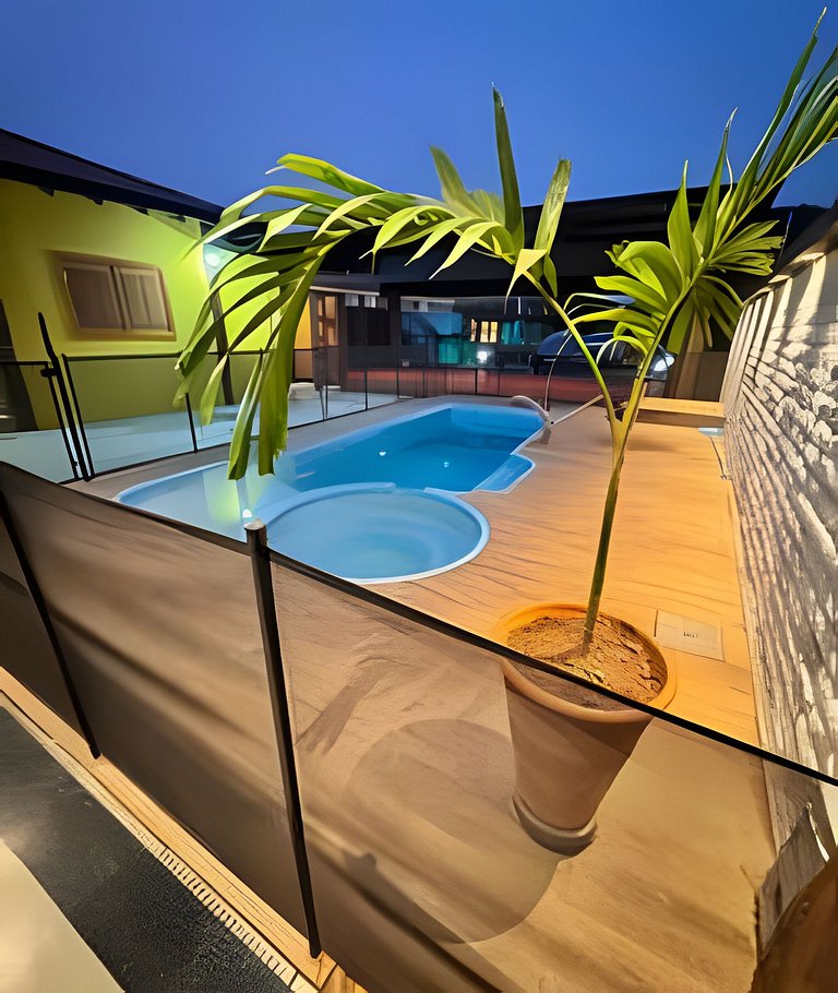 Recanto Sabiá, área gourmet climatizada e piscina