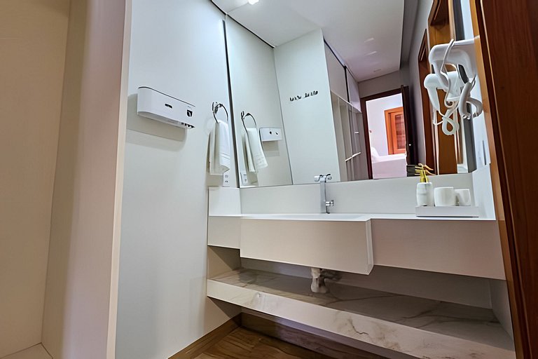 Recanto Sabiá, área gourmet climatizada e piscina