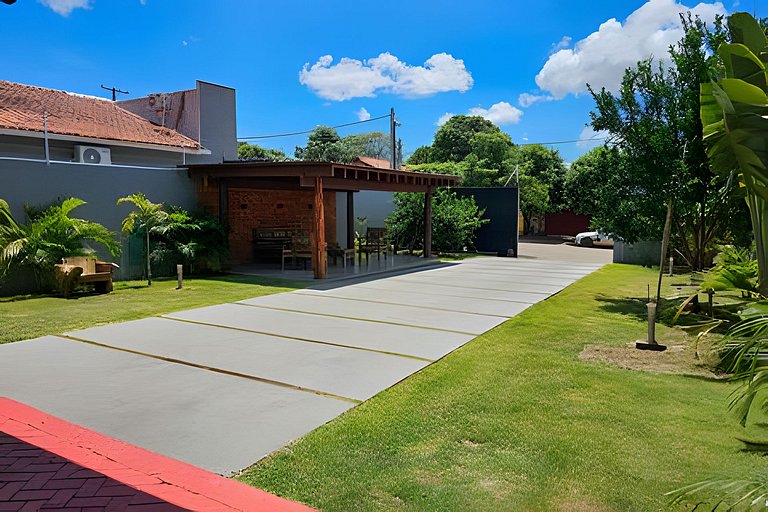 Recanto Sabiá, Área gourmet climatizada, piscina