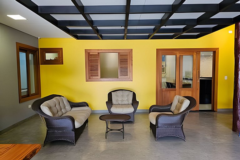 Recanto Sabiá, Área gourmet climatizada, piscina