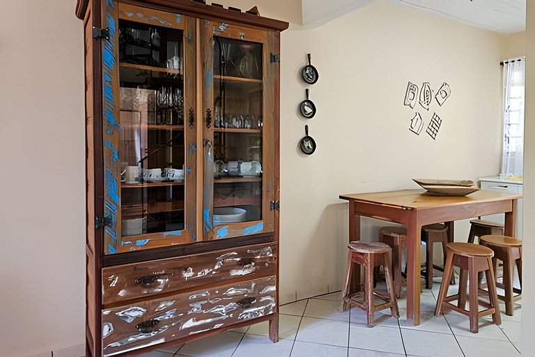 Chalé Bem Brasil 2: Conforto e paz próx ao centro.