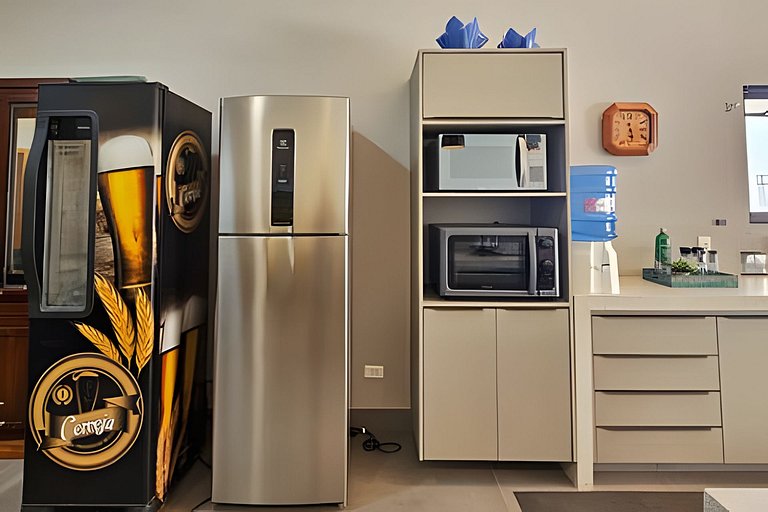 Casa Ninhal, super central, nova e espaçosa.