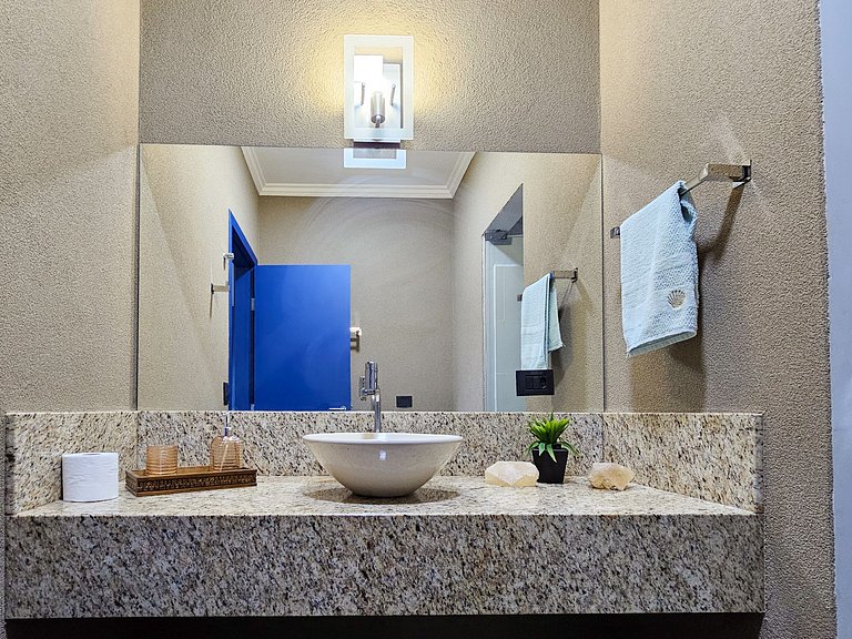 Casa da Gruta: Completa, Sofisticada e Acolhedora