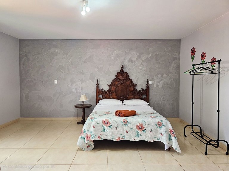 Casa Charme: ampla e com excelente área de lazer