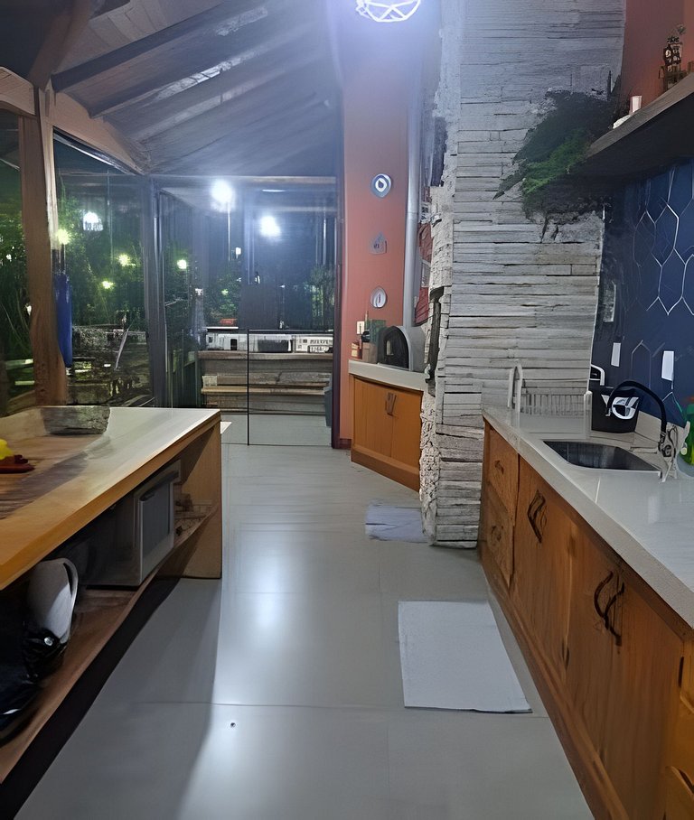 Casa da Árvore em Bonito, com piscina e 3 suítes