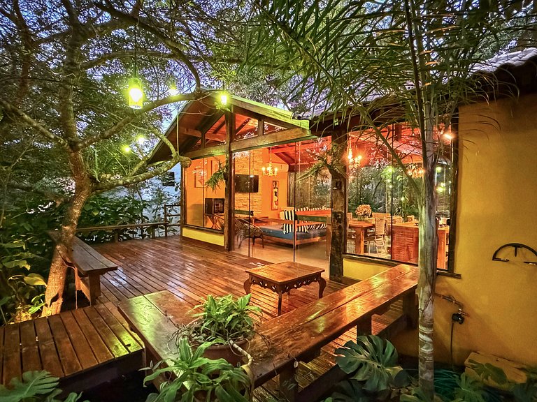 Casa da Árvore: Charme natural próximo ao centro