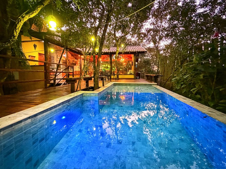 Casa da Árvore: Charme natural próximo ao centro