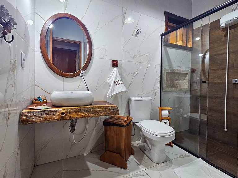 Casa da Árvore: Charme natural próximo ao centro