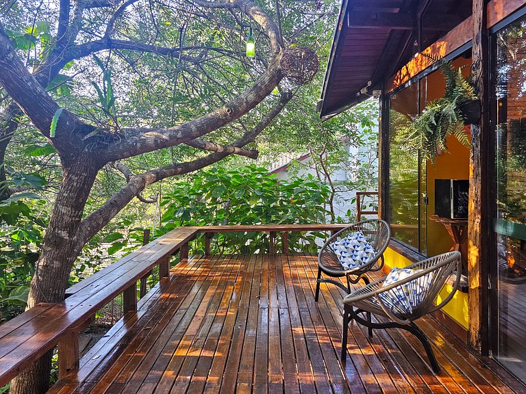 Casa da Árvore: Charme natural próximo ao centro