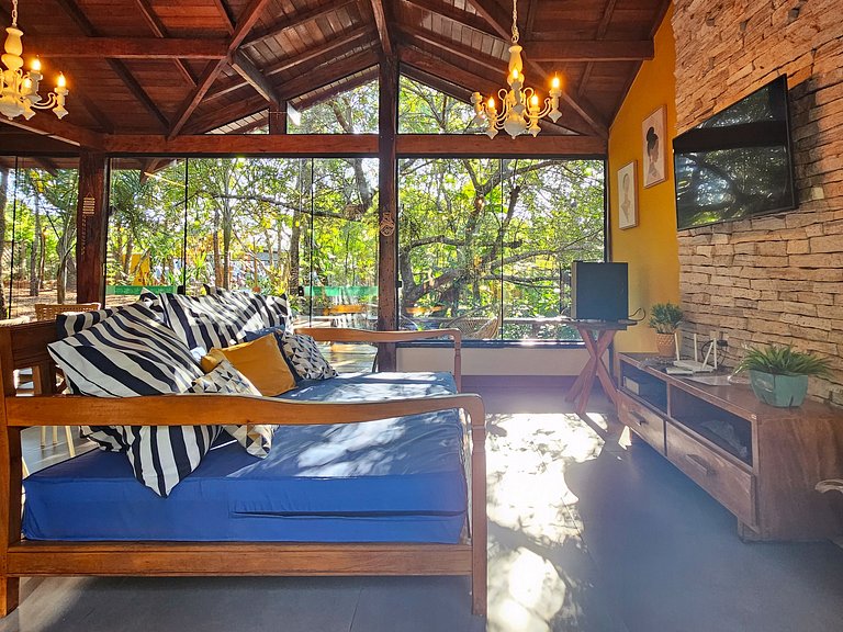 Casa da Árvore: Charme natural próximo ao centro