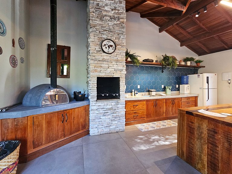 Casa da Árvore: Charme natural próximo ao centro