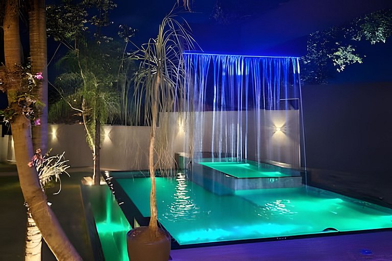 Casa da Cascata, nova, piscina, vista, alto padrão