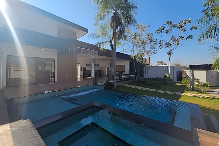 Casa da Cascata, nova, piscina, vista, alto padrão